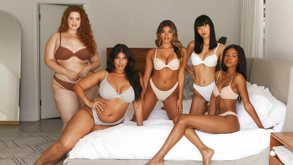 Lounge Underwear Models: The Faces Behind The Mega-Brand What Influencers  Are Behind Lounge Underwear?